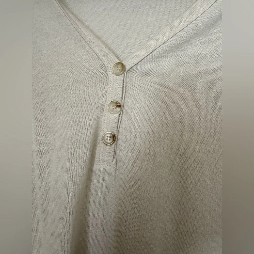 Oversized‎ Cream long sleeve top